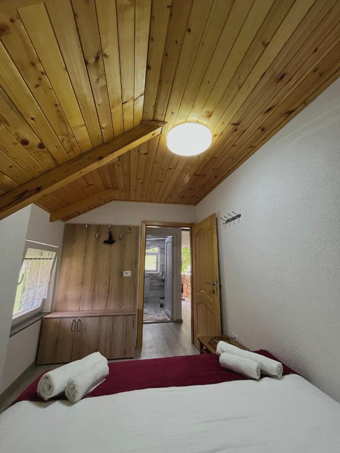 Guesthouse Gezim Selimaj Valbone Exterior foto